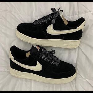 Shoe